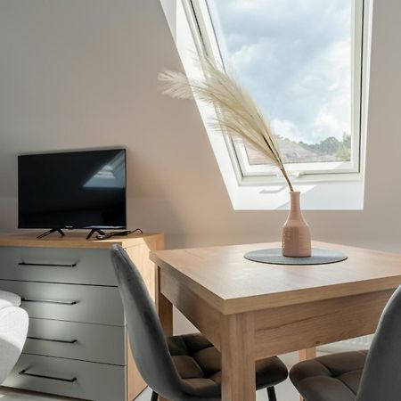 Apartamenty Ok'S - Blisko Centrum W Pelni Wyposazone - By Spaceapart イェレニャ・グーラ エクステリア 写真
